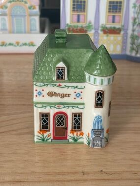 Lenox Canterbury Crossing 1994 Ginger Spice Jar